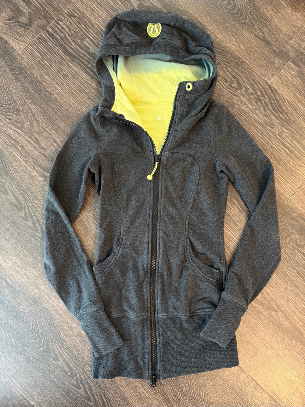 Lululemon Scuba Hoodie, size 2